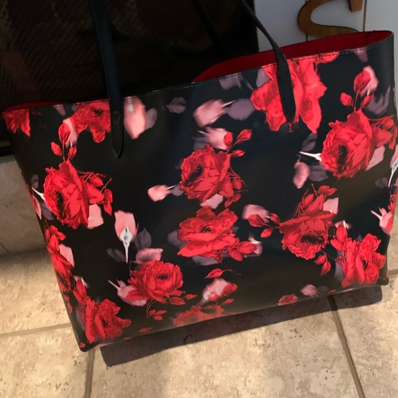 Victoria’s Secret tote, never been used. - Picture 2 of 4